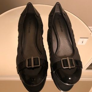 Naturalizer size 9 flats